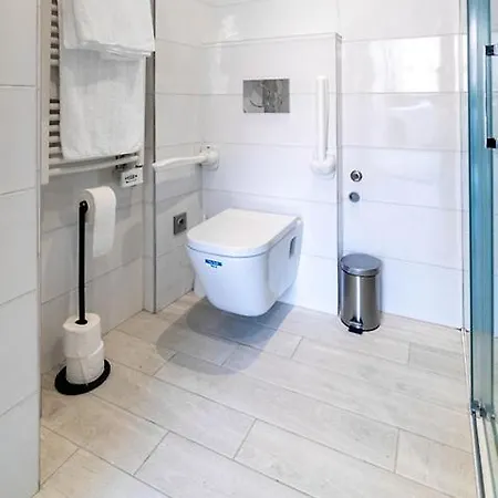 Araba-berri Apartment